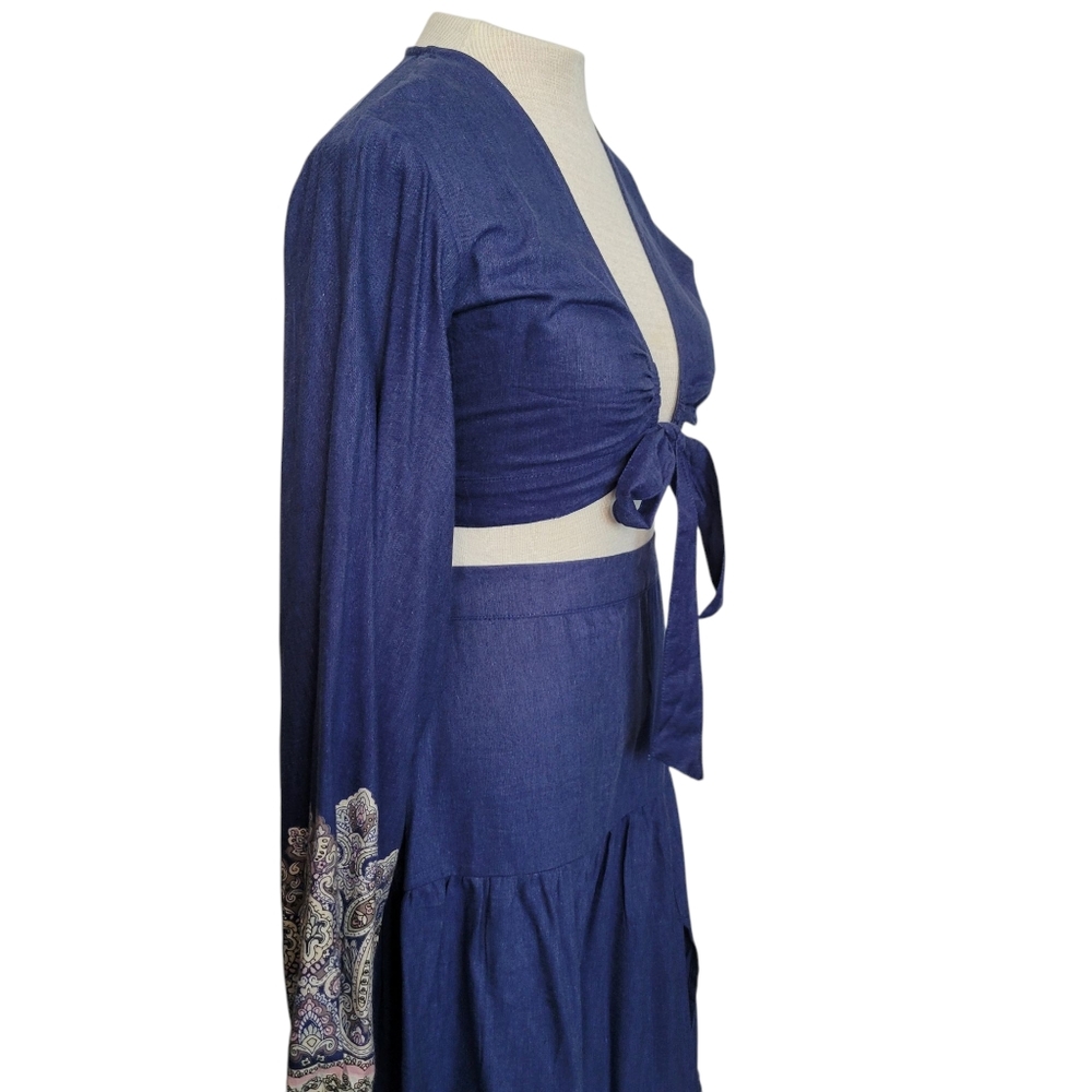 Venus 2-piece Tie front crop top with Tiered maxi skirt Size 4 - Picture 7 of 8